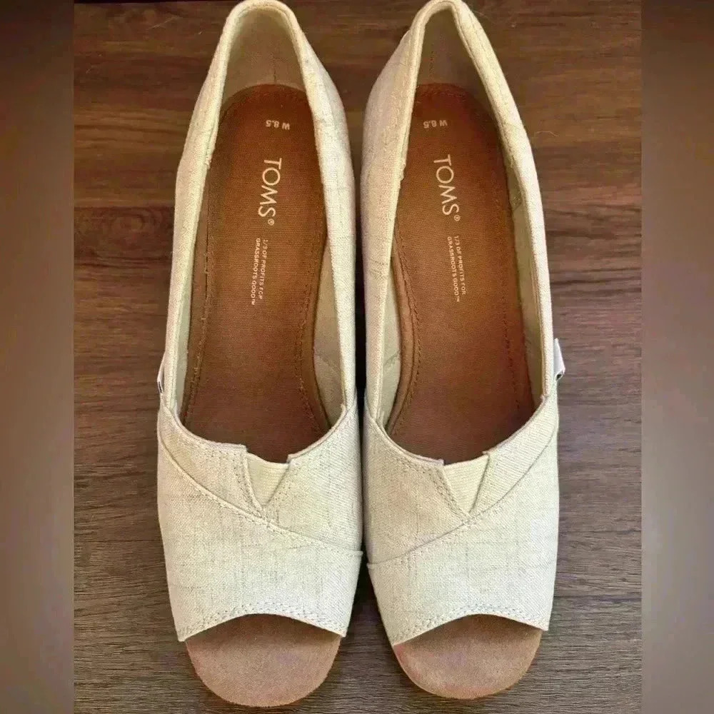 TOMS Classic Espadrille Wedge - Picture 4 of 4
